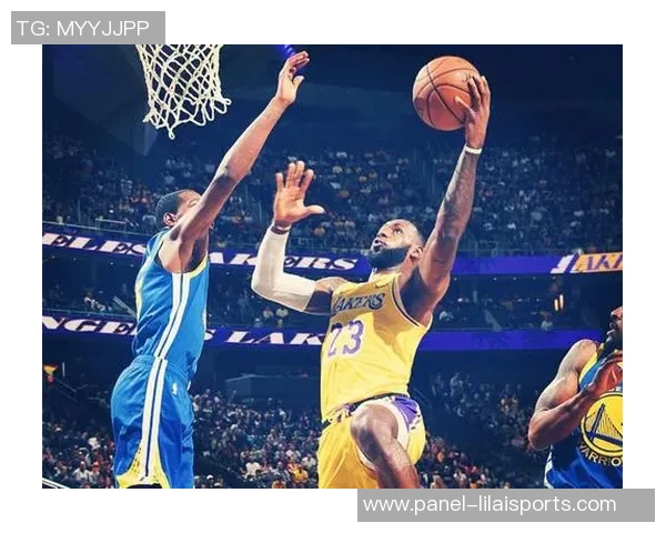 太阳队与湖人队的巅峰对决谁能在季后赛中笑到最后精彩回顾与分析